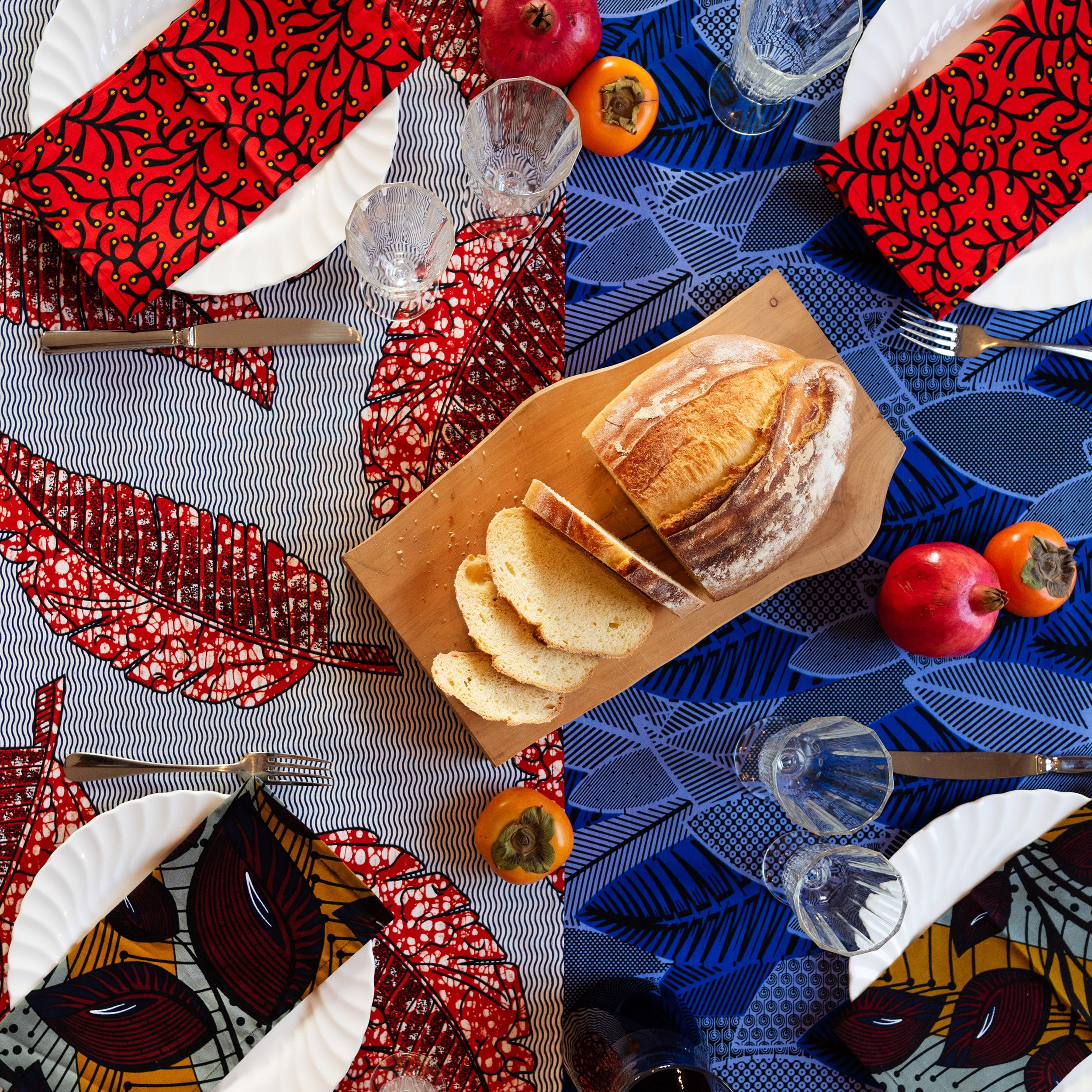 Bicolor Tablecloth in Wax Ice Charm