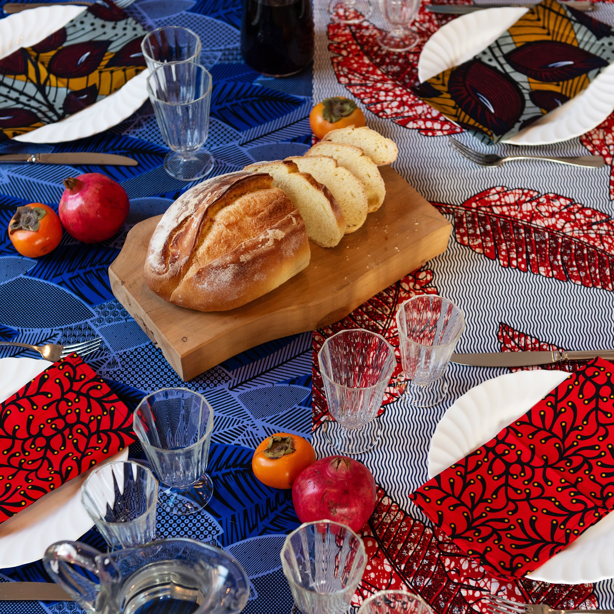 Bicolor Tablecloth in Wax Ice Charm