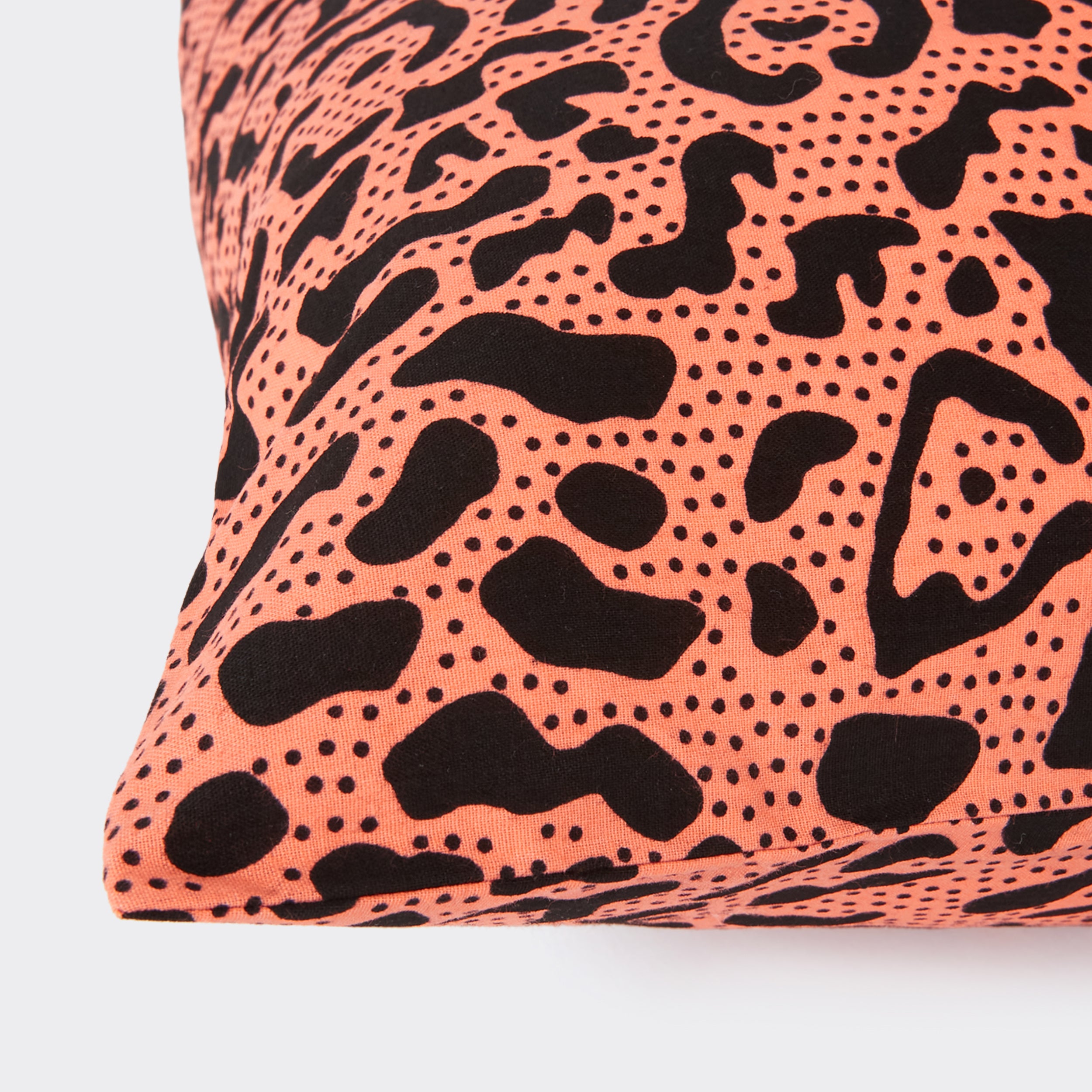Pillowcase in Wax Pink Savannah
