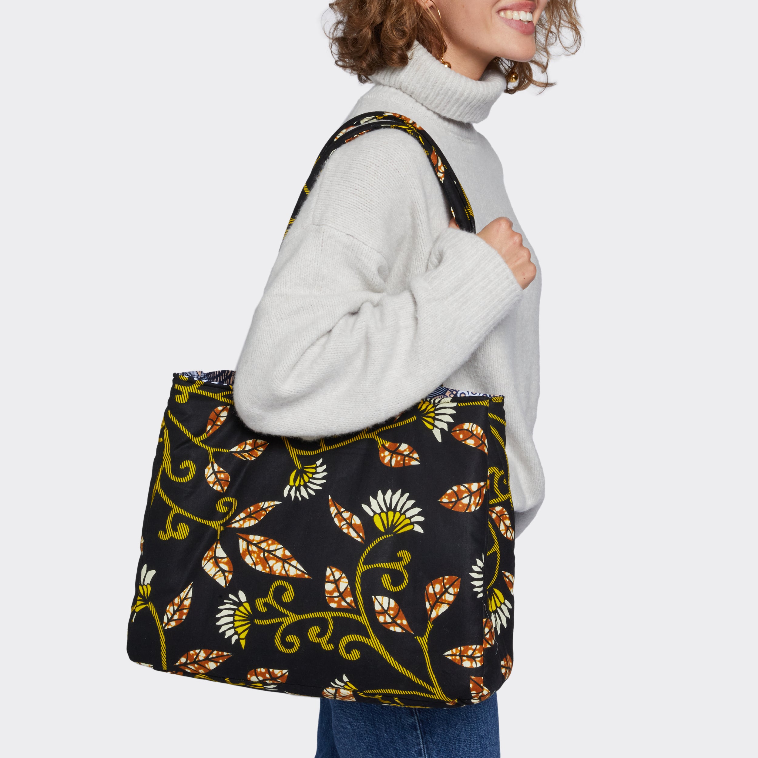 Padded Tote Bag In Wax Lazy Daisy