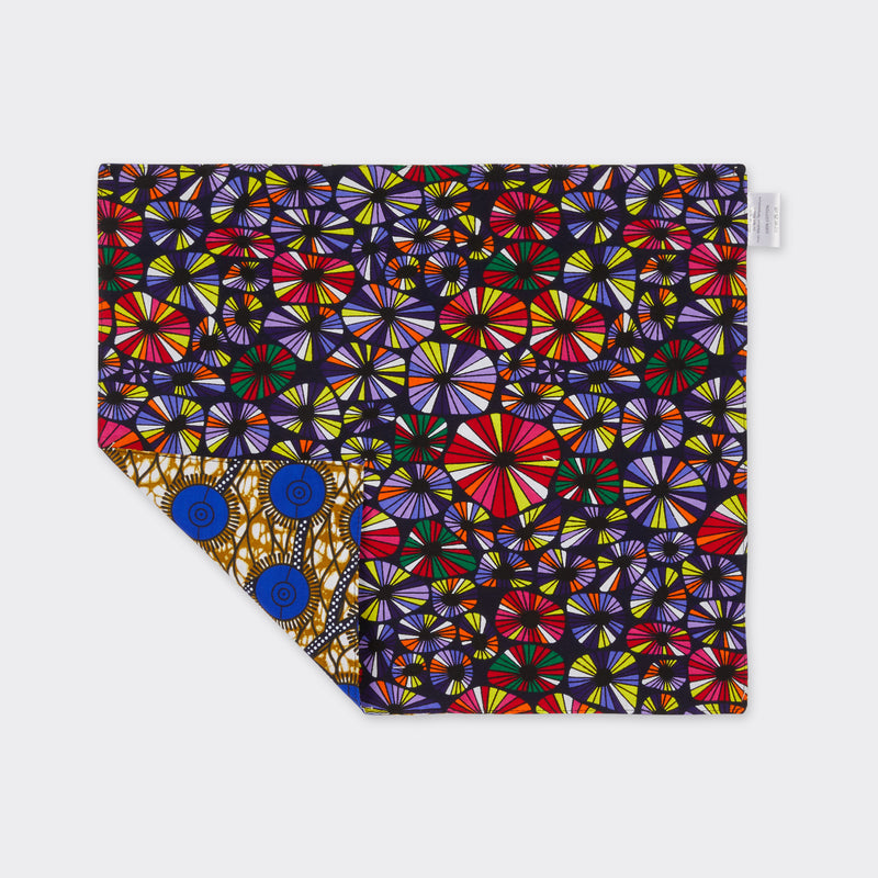 Double-sided Place mat in african wax fabric on the side with multicolor geometric print